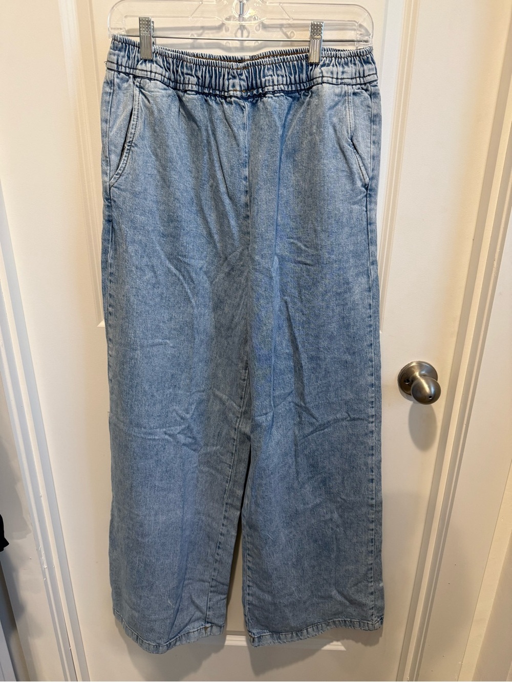 WeWoreWhat Chambray Wide Leg Jeans Elastic Waist Pull On Denim Pants Medium